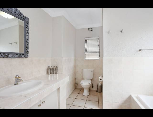 3 BEDROOM APARTMENT FOR SALE IN MORNINGSIDE